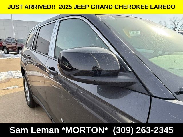 New 2025 Jeep Grand Cherokee L Laredo image 6