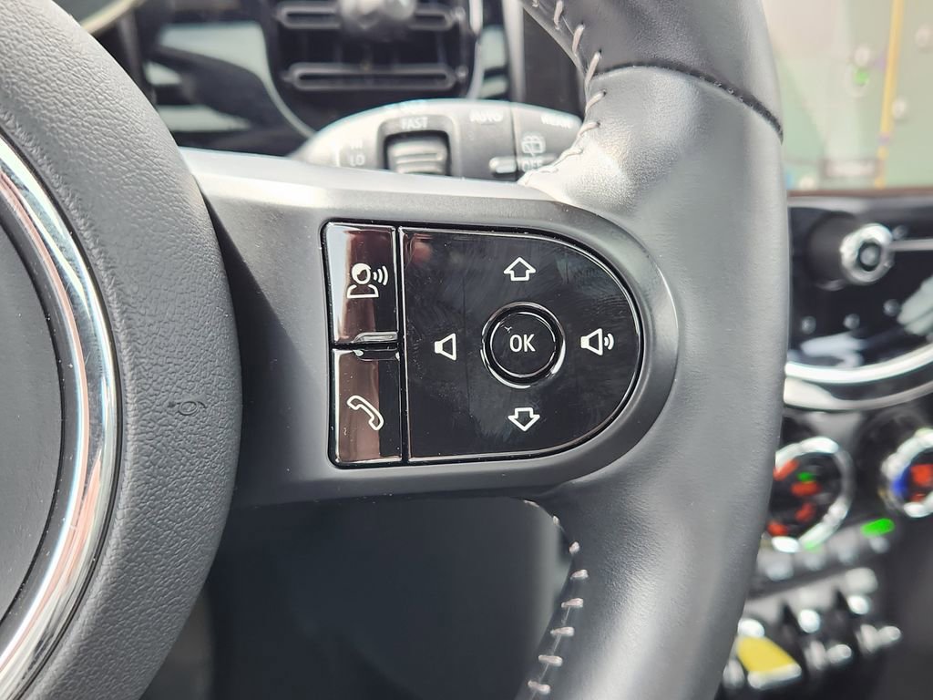 Used 2022 MINI Cooper SE image 19