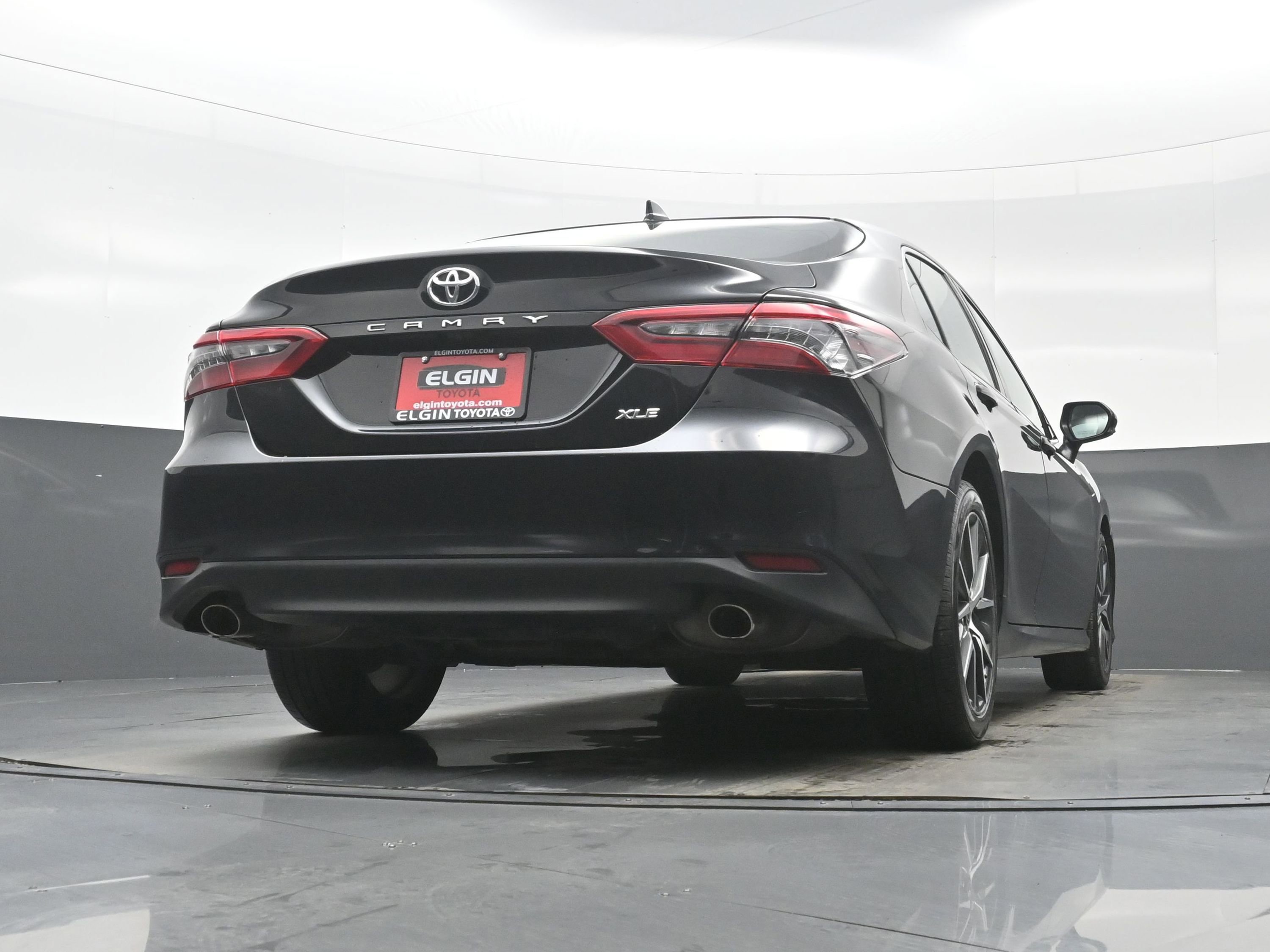 Used 2024 Toyota Camry XLE FWD image 44