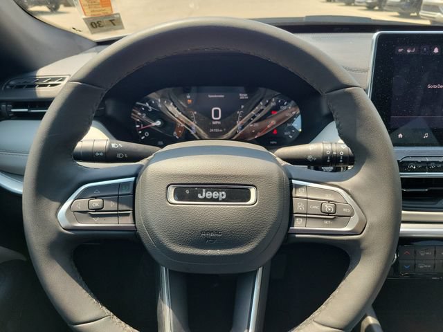 Used 2025 Jeep Compass Limited AWD/4WD image 23