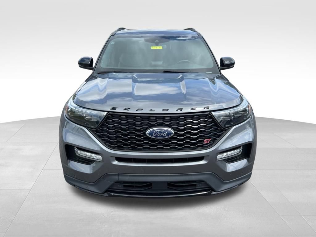 Used 2021 Ford Explorer ST w/ Equipment Group 401A AWD/4WD image 3