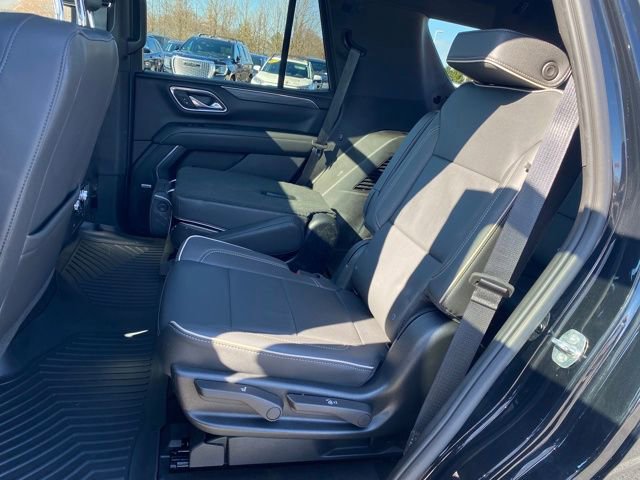Used 2023 GMC Yukon SLT w/ SLT Premium Package image 21