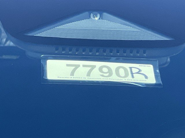 Used 2025 Chevrolet Equinox EV LT w/ Convenience Package image 33