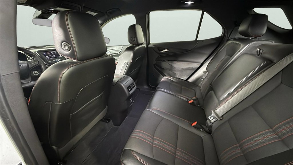 Used 2022 Chevrolet Equinox RS image 27