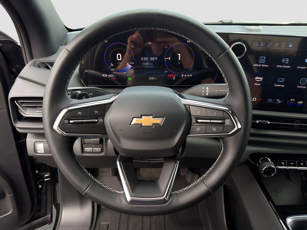 Used 2025 Chevrolet Silverado EV LT image 10