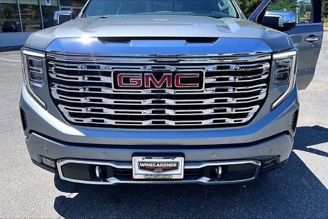 Used 2024 GMC Sierra 1500 Denali w/ Denali Reserve Package AWD/4WD image 33