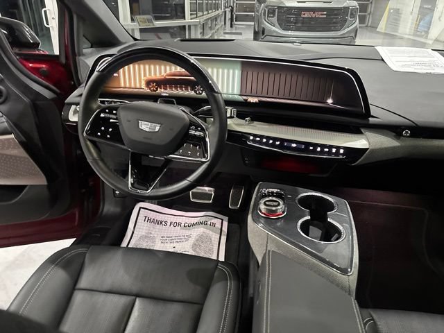 Used 2025 Cadillac Optiq Sport 2 AWD/4WD image 22