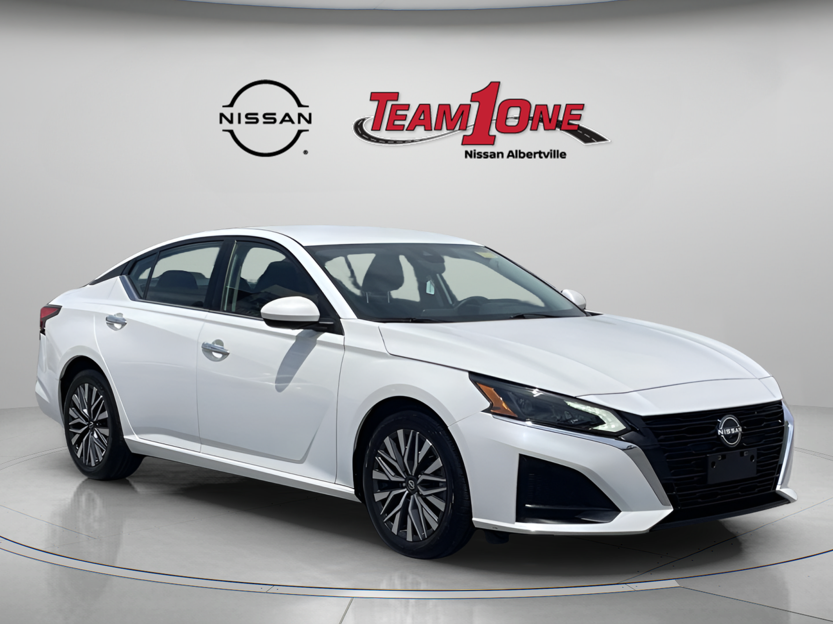 Used 2023 Nissan Altima 2.5 SV