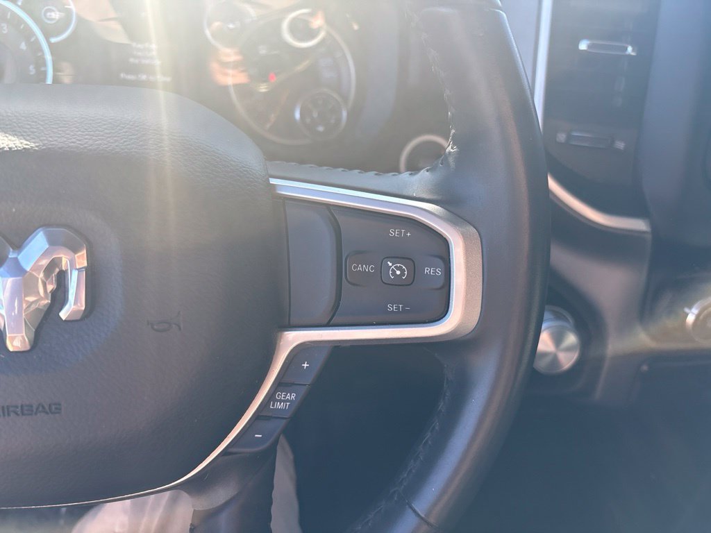 Used 2022 RAM 1500 4x4 Crew Cab image 29