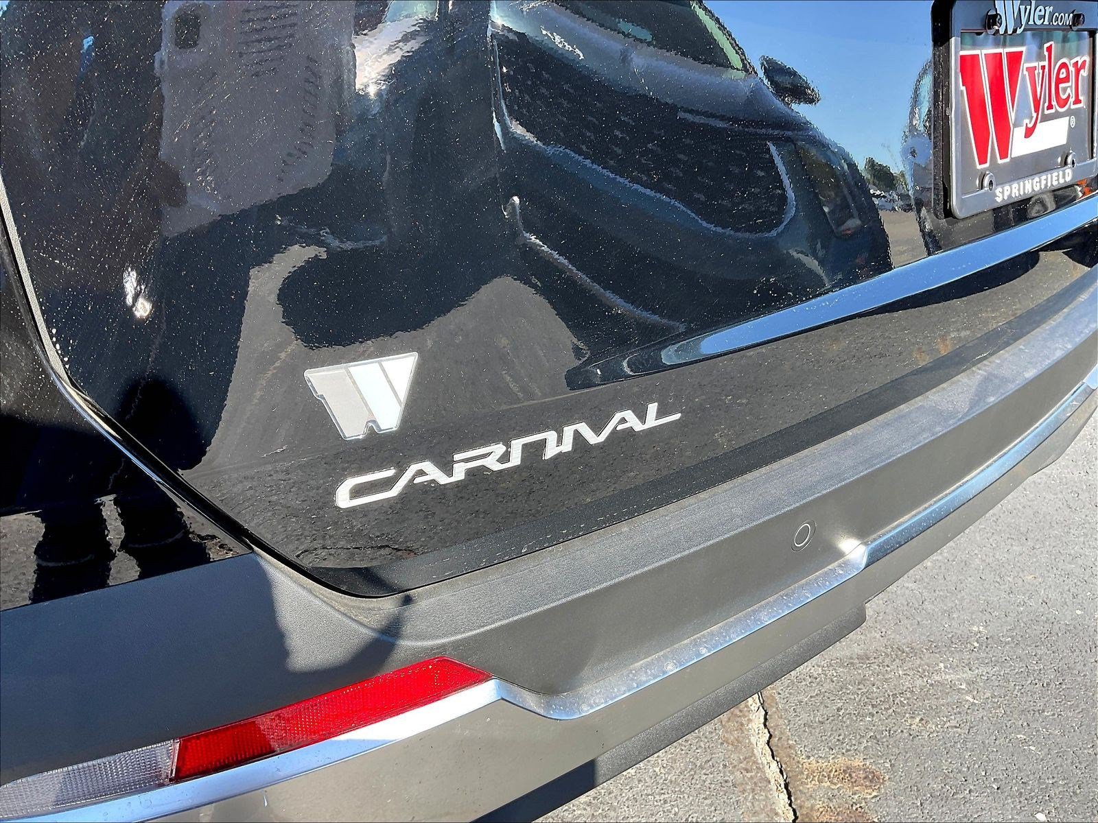 New 2027 Kia Carnival SX FWD image 14