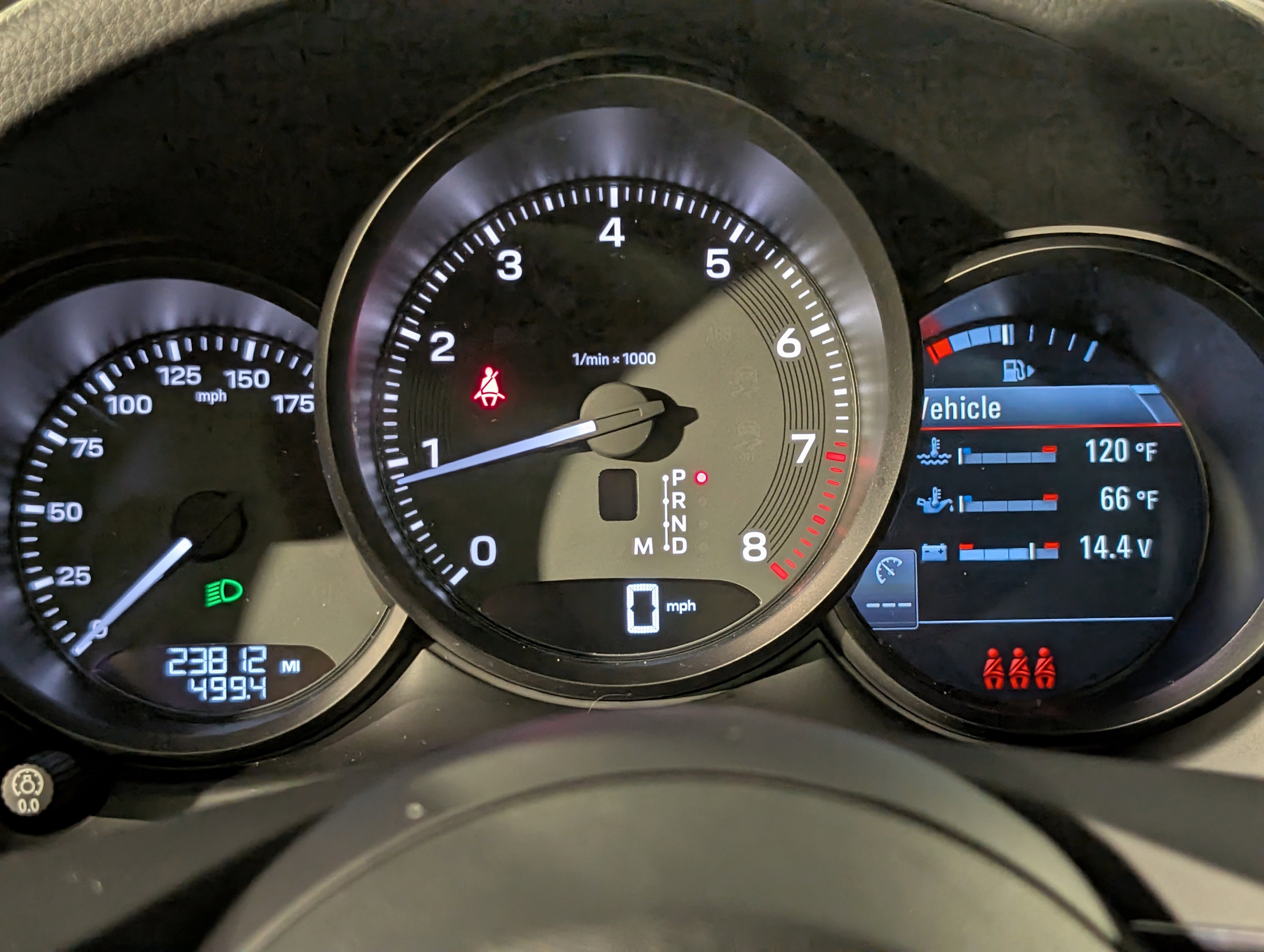 Certified 2023 Porsche Macan image 26