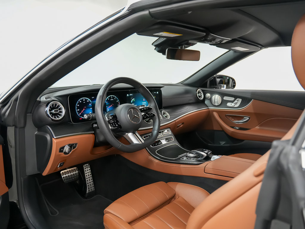 Used 2023 Mercedes-Benz E 450 4MATIC Cabriolet image 4