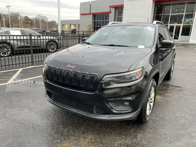 Used 2020 Jeep Cherokee Latitude Plus image 4