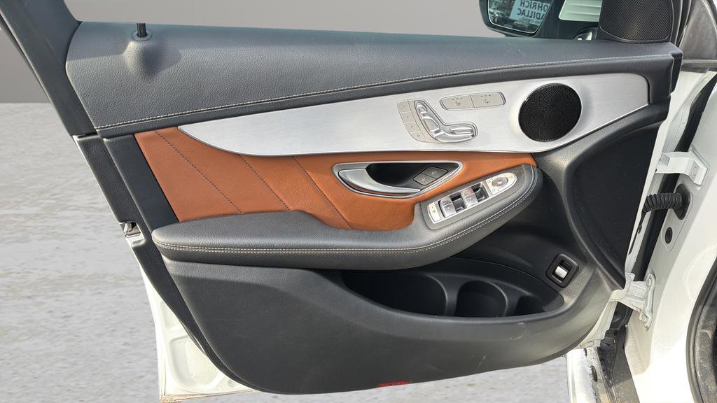 Used 2021 Mercedes-Benz GLC 43 AMG GLC 43 AMG image 10