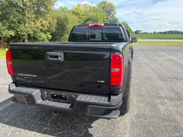 Used 2022 Chevrolet Colorado Z71 w/ Z71 Midnight Edition AWD/4WD image 12