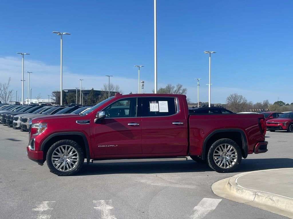 Used 2019 GMC Sierra 1500 Denali w/ Denali Ultimate Package AWD/4WD image 4