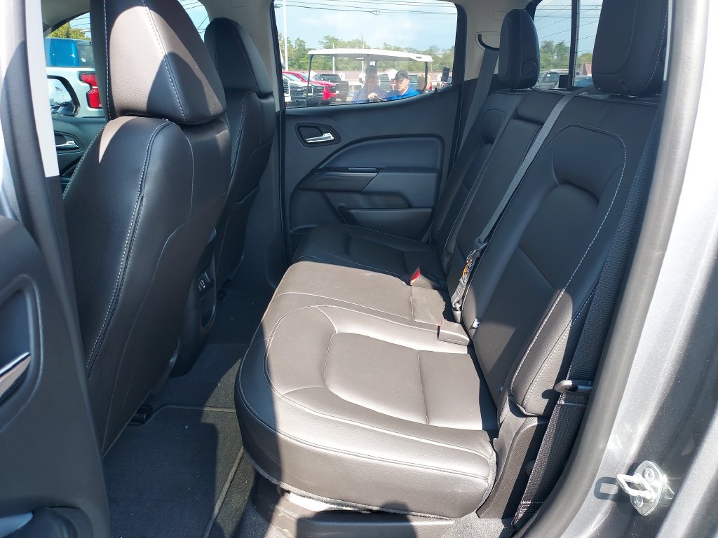 Used 2022 Chevrolet Colorado Z71 w/ Safety Package AWD/4WD image 14