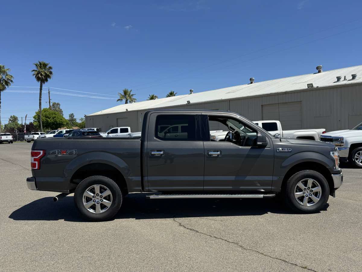 Used 2018 Ford F150 XLT w/ Equipment Group 302A Luxury AWD/4WD image 11
