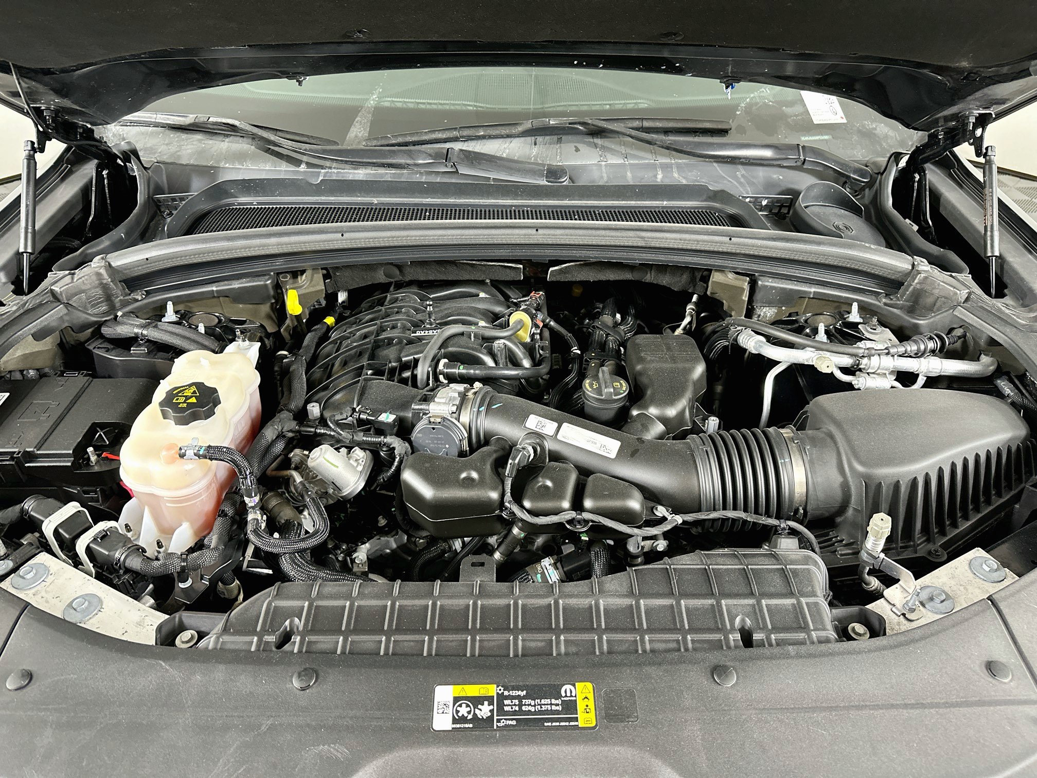 Used 2023 Jeep Grand Cherokee Altitude RWD image 32