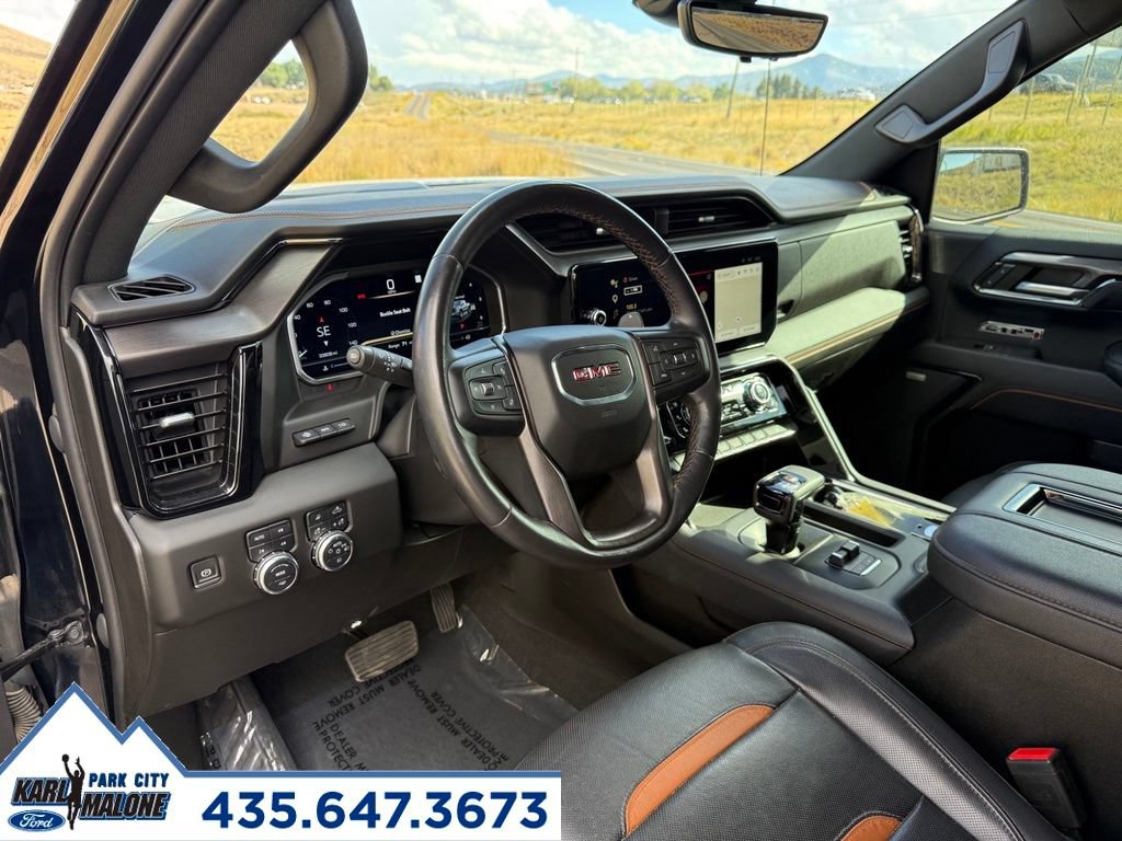 Used 2022 GMC Sierra 1500 AT4 w/ Technology Package AWD/4WD image 15