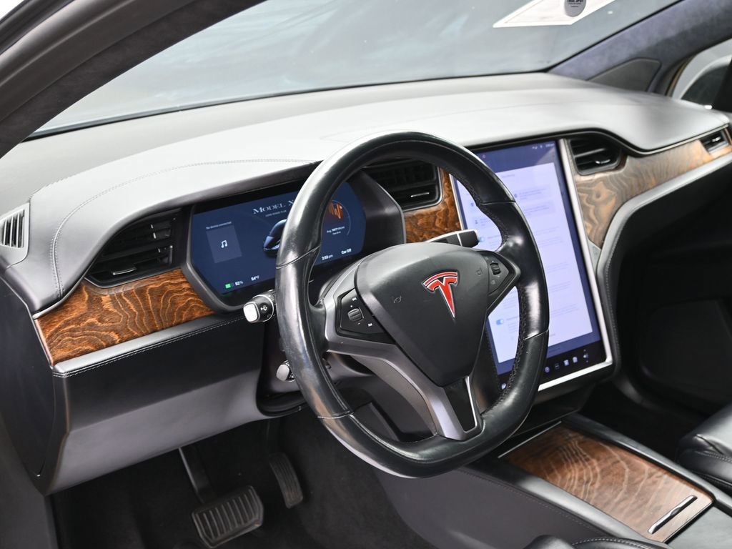Used 2020 Tesla Model X Long Range AWD/4WD image 17
