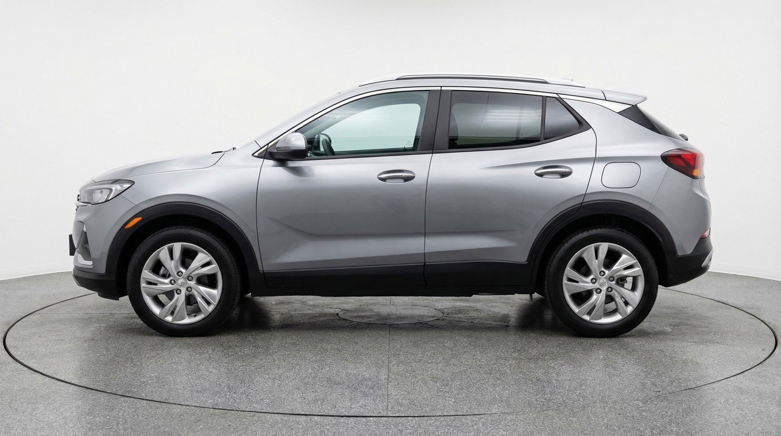 Used 2025 Buick Encore GX Preferred AWD/4WD image 5