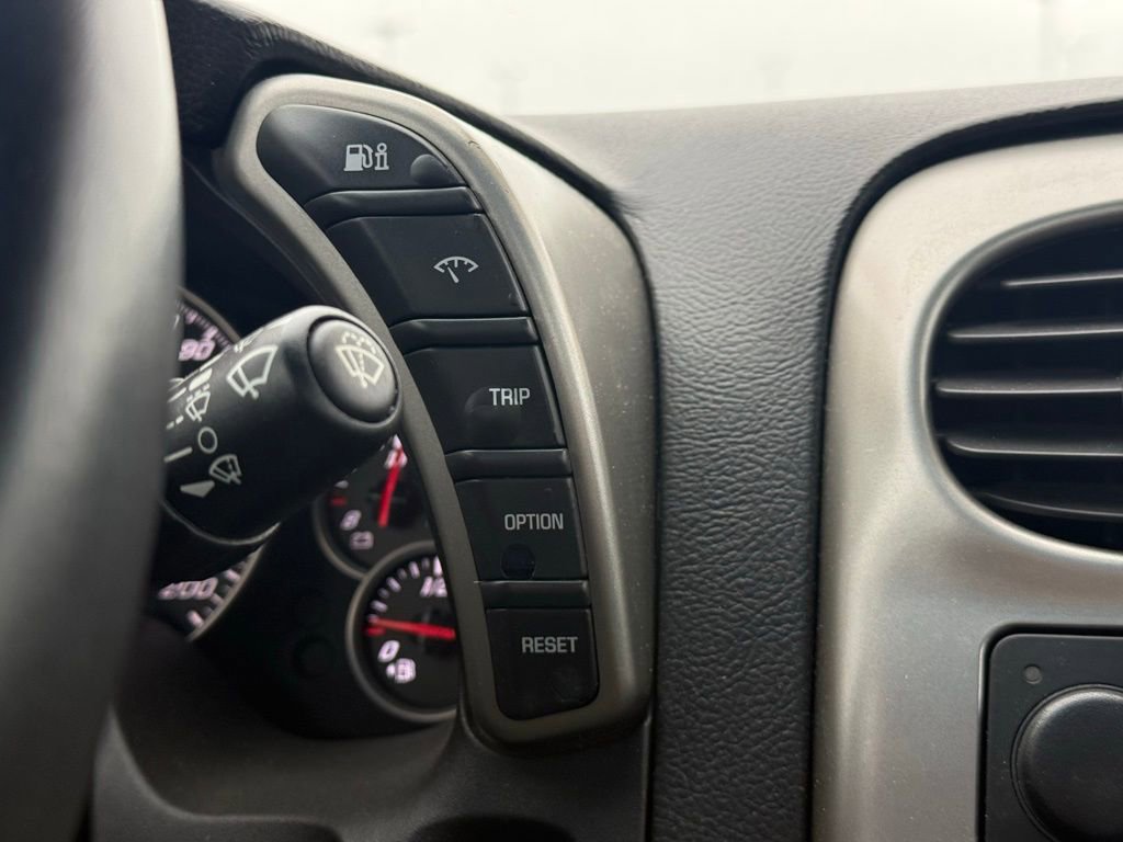 Used 2005 Chevrolet Corvette Coupe w/ Preferred Equipment Group image 23