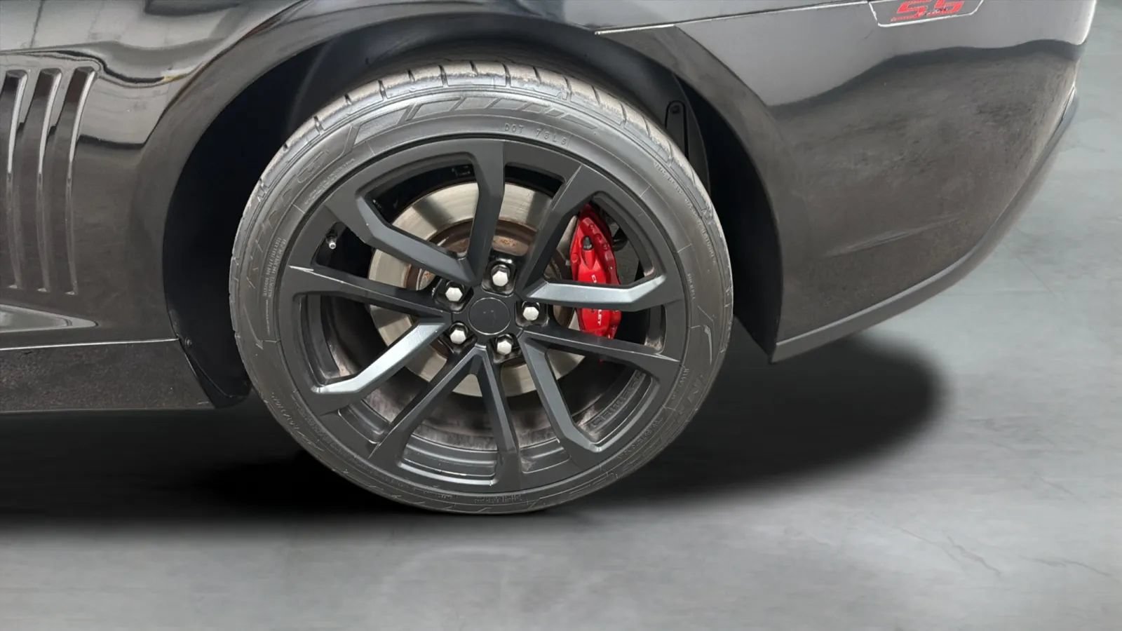 Used 2014 Chevrolet Camaro SS w/ SS Performance Package RWD image 25