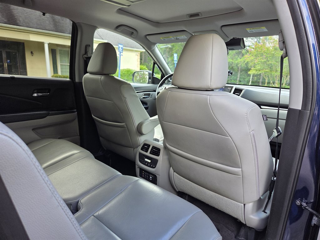 Used 2016 Honda Pilot Touring image 31