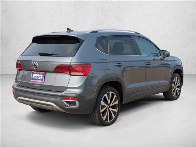 Used 2024 Volkswagen Taos SE FWD image 5
