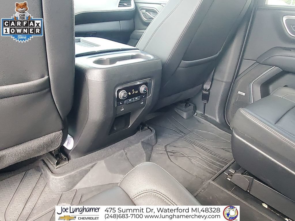 Certified 2024 Chevrolet Suburban Z71 w/ Luxury Package AWD/4WD image 24