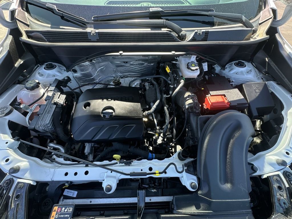 Used 2023 Buick Encore GX Essence w/ Advanced Technology Package image 25