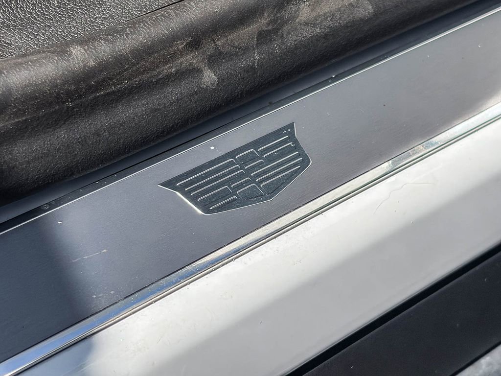 Used 2022 Cadillac XT6 Sport w/ Technology Package image 38