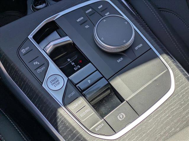 Used 2026 BMW 330i Sedan w/ M Sport Package image 12