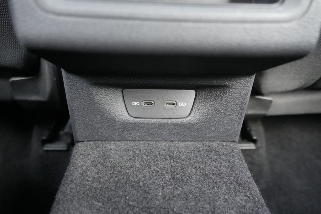 Used 2023 Volkswagen GTI SE FWD image 19