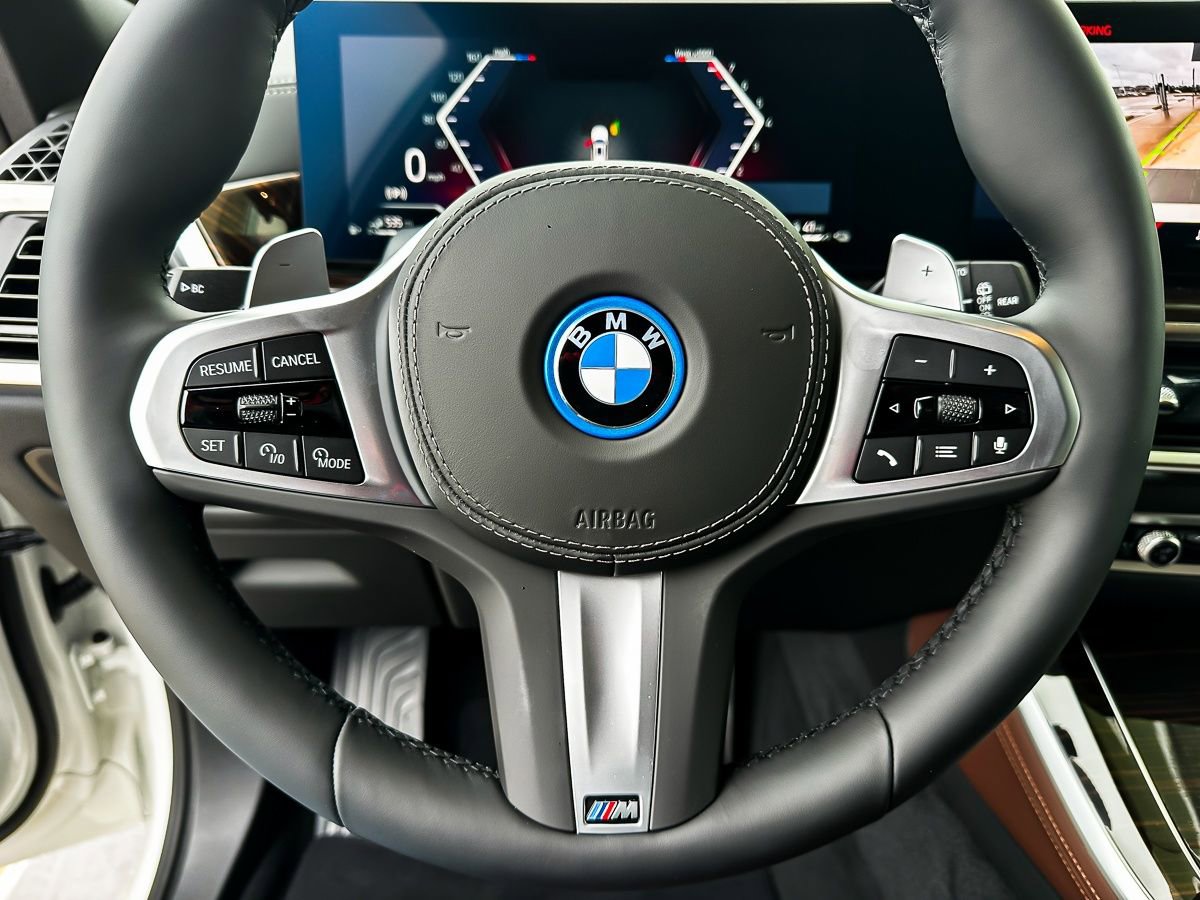 New 2026 BMW X5 xDrive50e w/ M Sport Package image 13