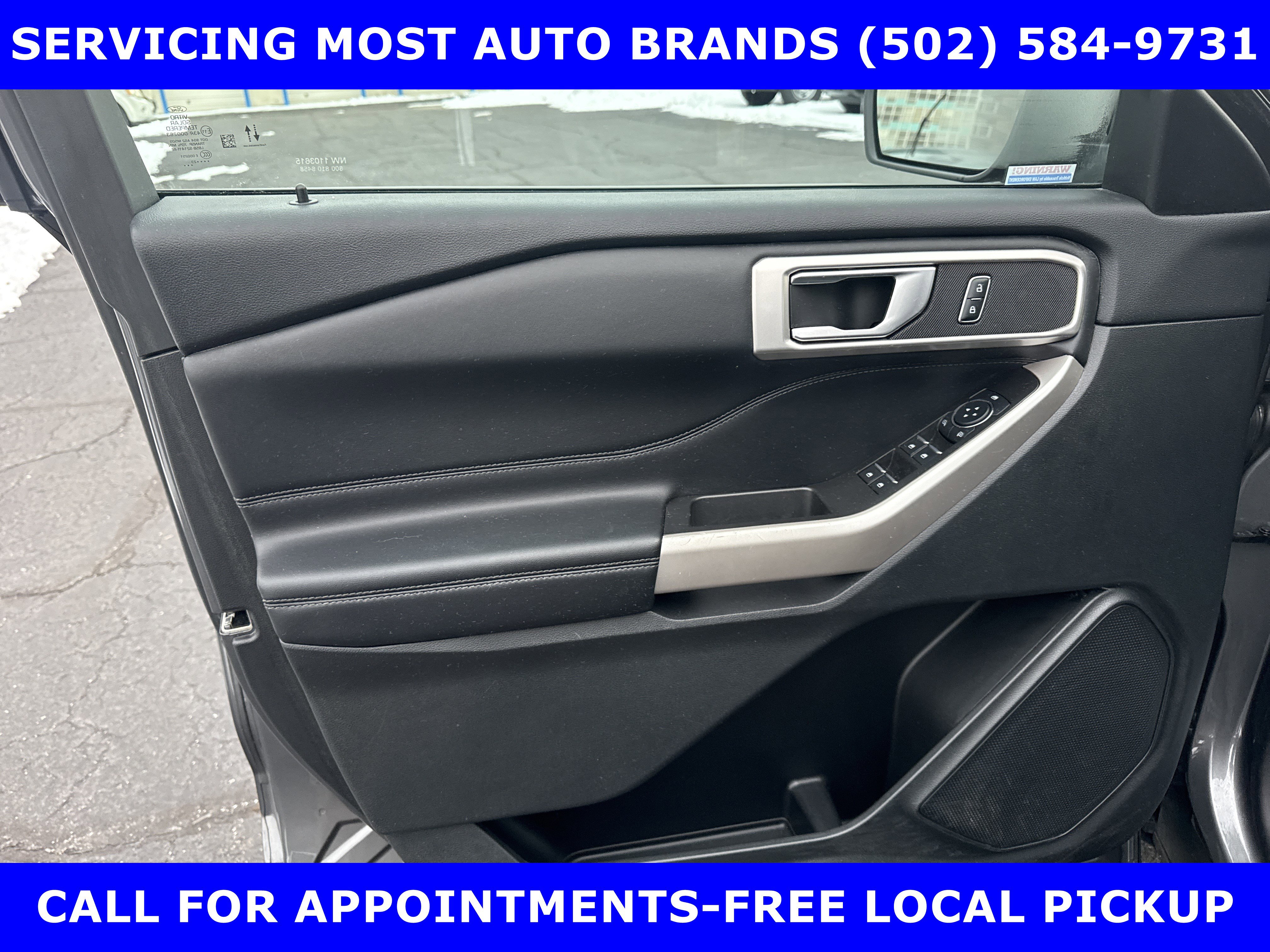 Certified 2023 Ford Explorer XLT RWD image 12