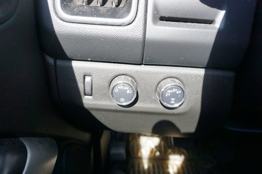 Used 2020 Chevrolet Colorado LT AWD/4WD image 4