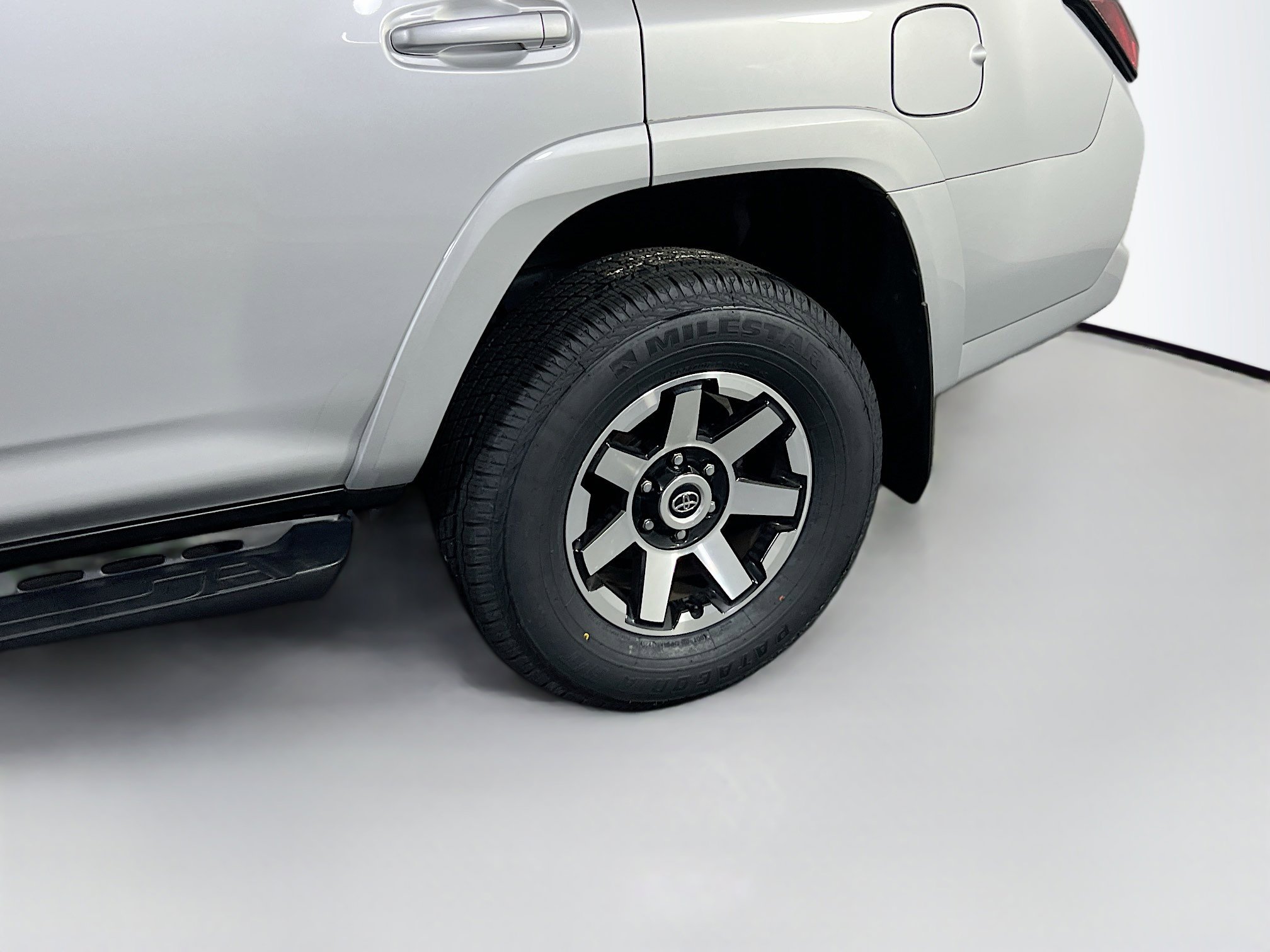 Used 2023 Toyota 4Runner TRD Off-Road image 27