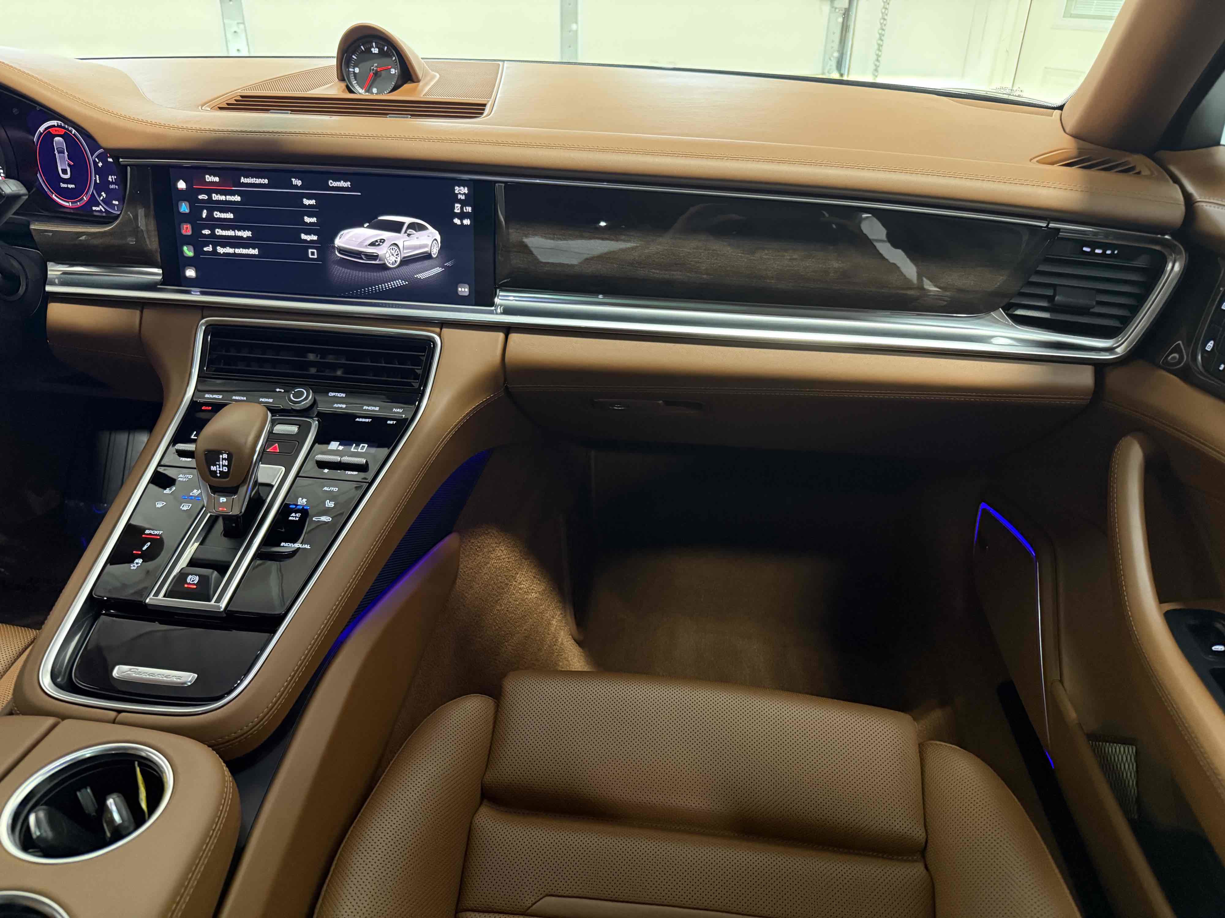 Used 2022 Porsche Panamera Platinum Edition RWD image 90