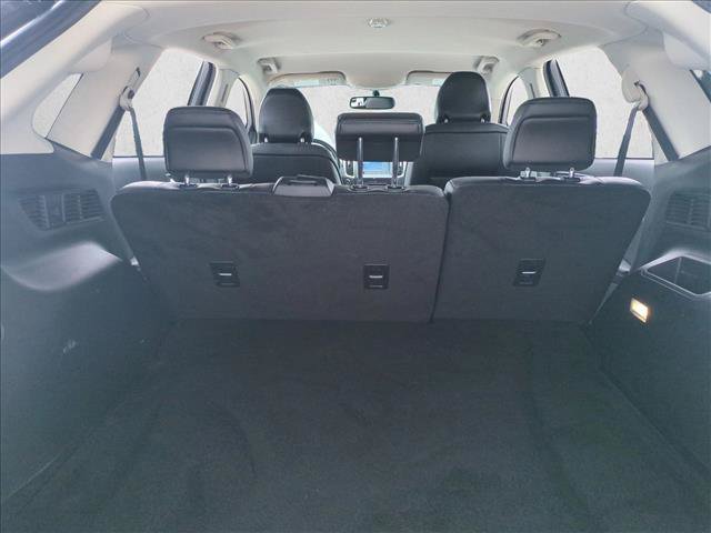 Used 2016 Ford Edge Titanium w/ Technology Package FWD image 6