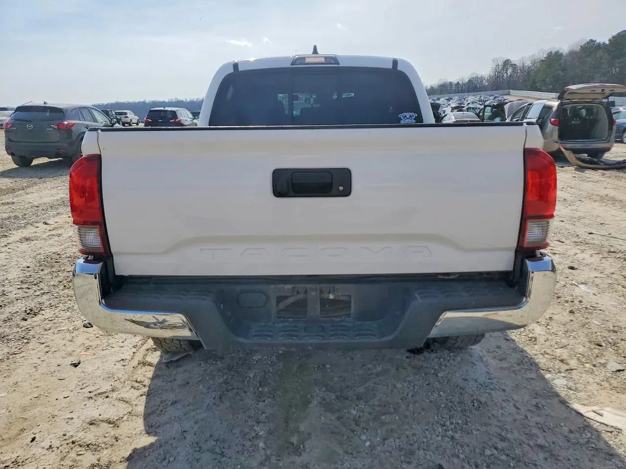 Used 2020 Toyota Tacoma SR5 RWD image 6