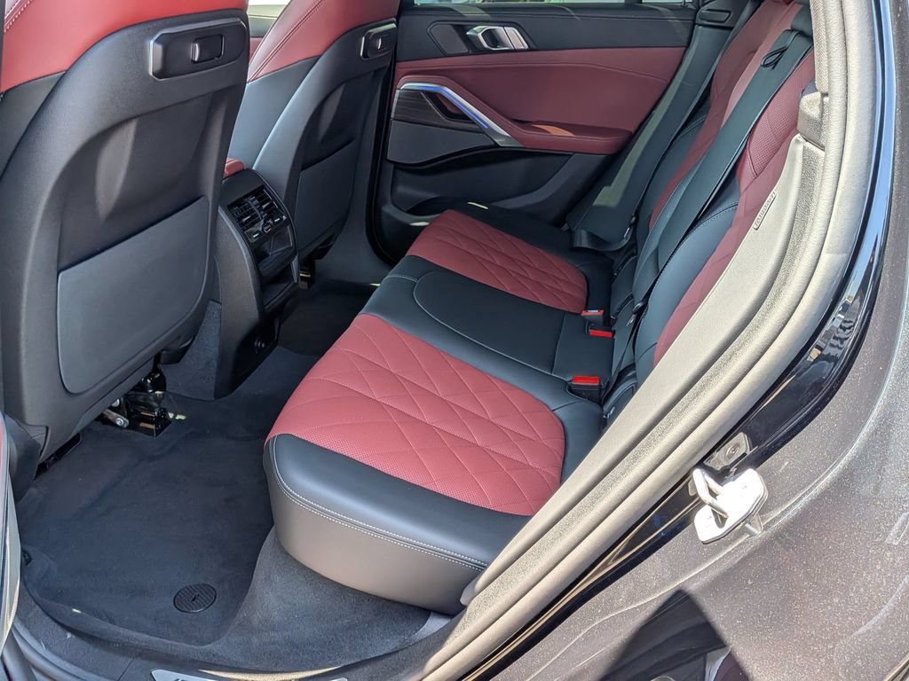 Certified 2025 BMW X6 xDrive40i w/ Premium Package AWD/4WD image 35