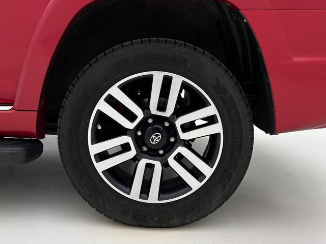 Used 2015 Toyota 4Runner Limited AWD/4WD image 28