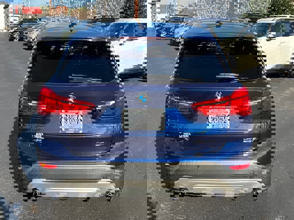 Used 2019 BMW X1 xDrive28i w/ Convenience Package image 4