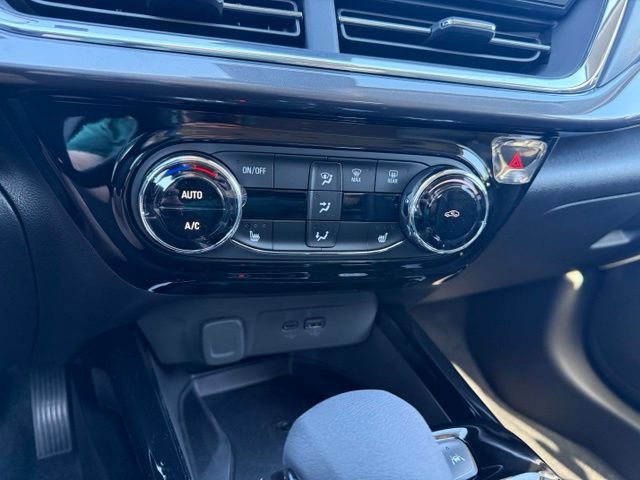 New 2026 Chevrolet Trax ACTIV w/ Sunroof Package FWD image 20