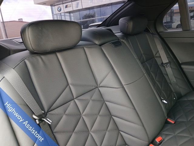 Certified 2025 BMW 740i image 12