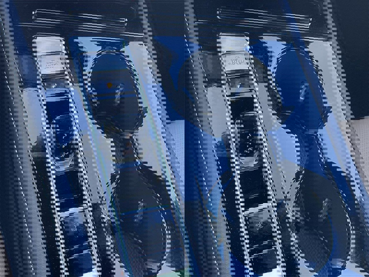 New 2026 Volkswagen Atlas Cross Sport SEL R-Line image 26