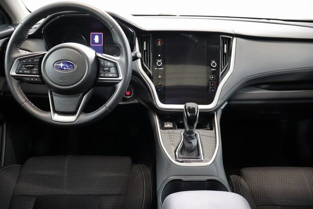 Certified 2025 Subaru Outback Premium AWD/4WD image 15