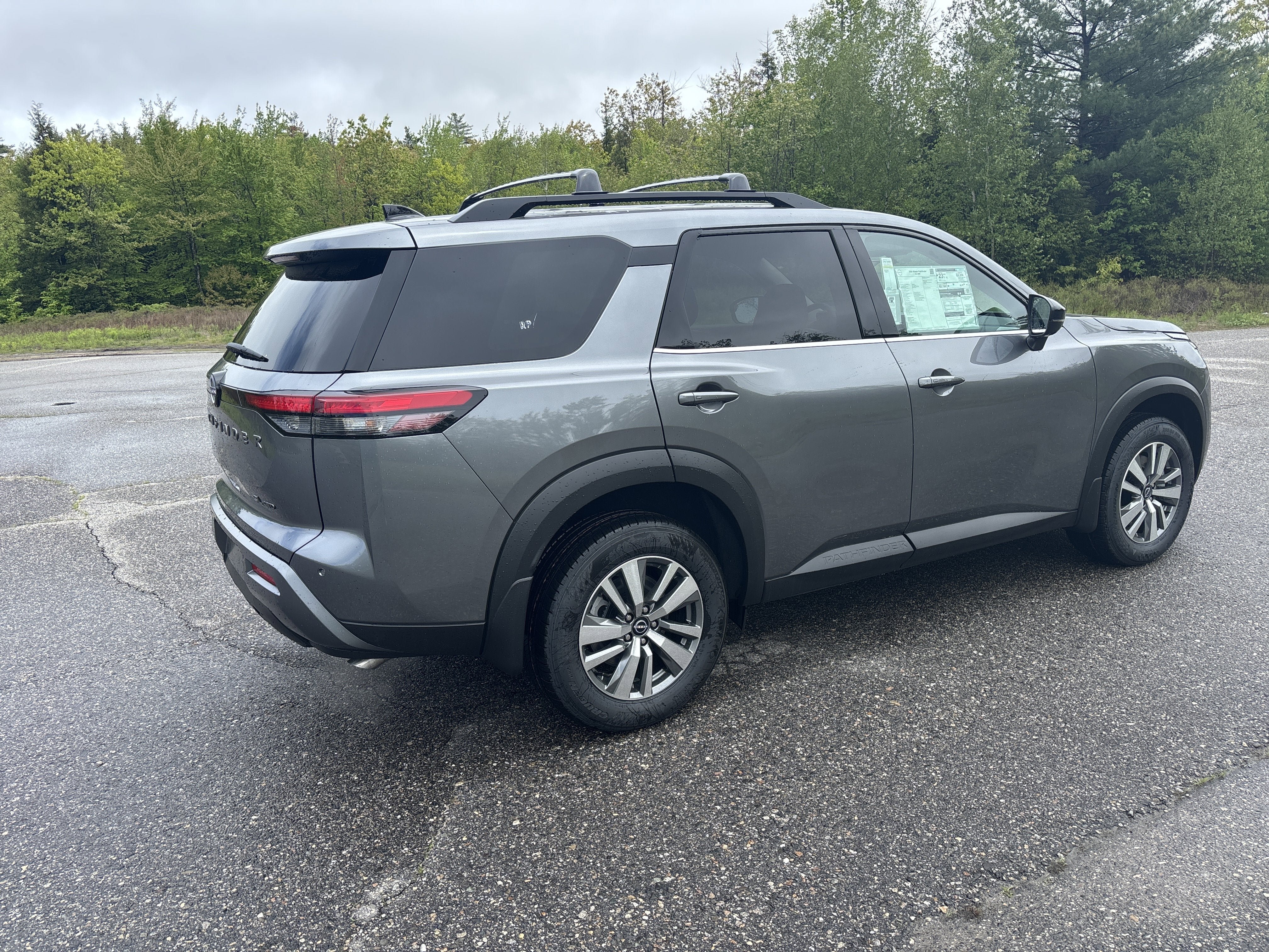 New 2026 Nissan Pathfinder SL AWD/4WD image 7